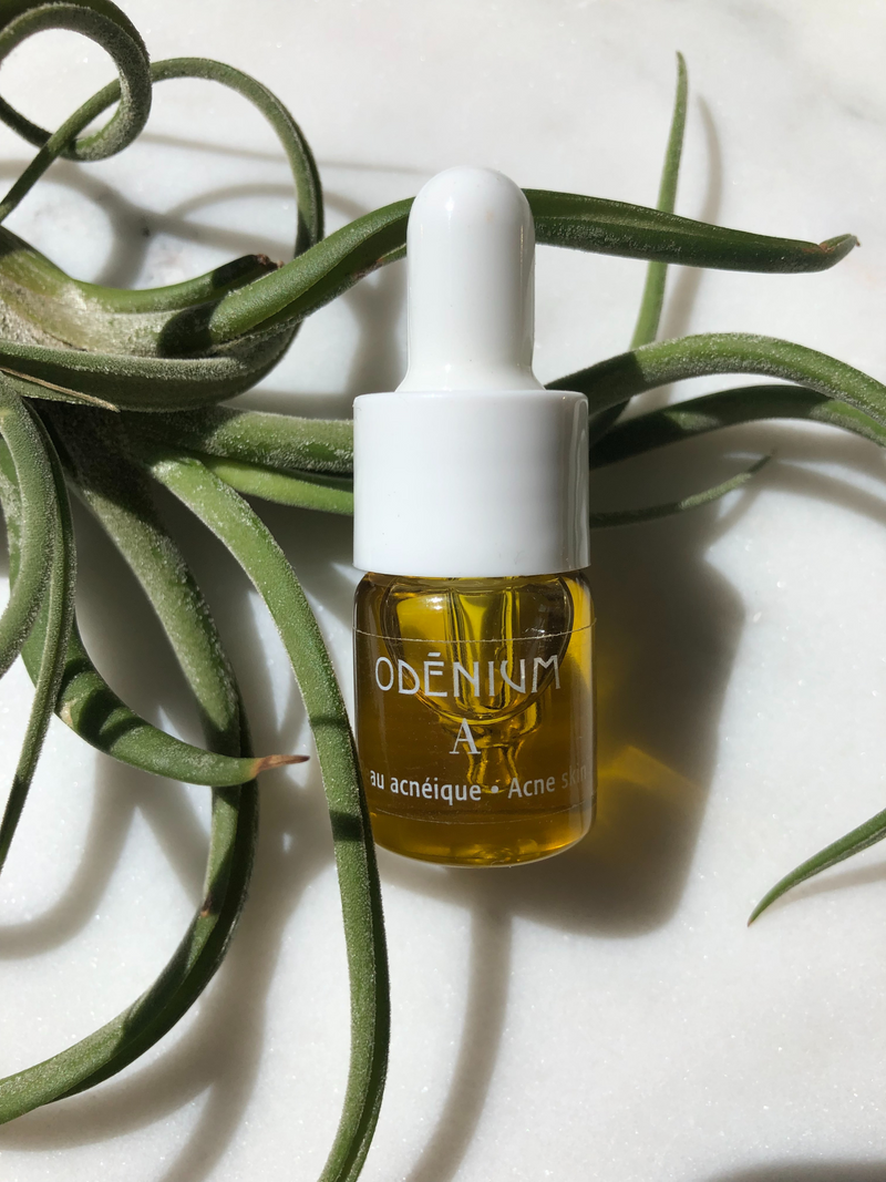 serum A aide à purifier la peau et conttribue a resorber les boutons