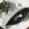Care pouch for skin prone to redness