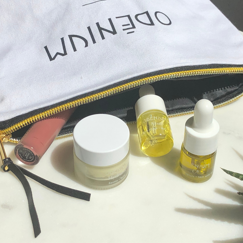 Care pouch for skin prone to redness